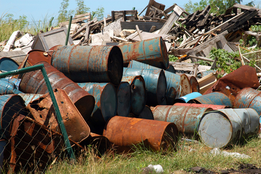 埋設廃棄物の例